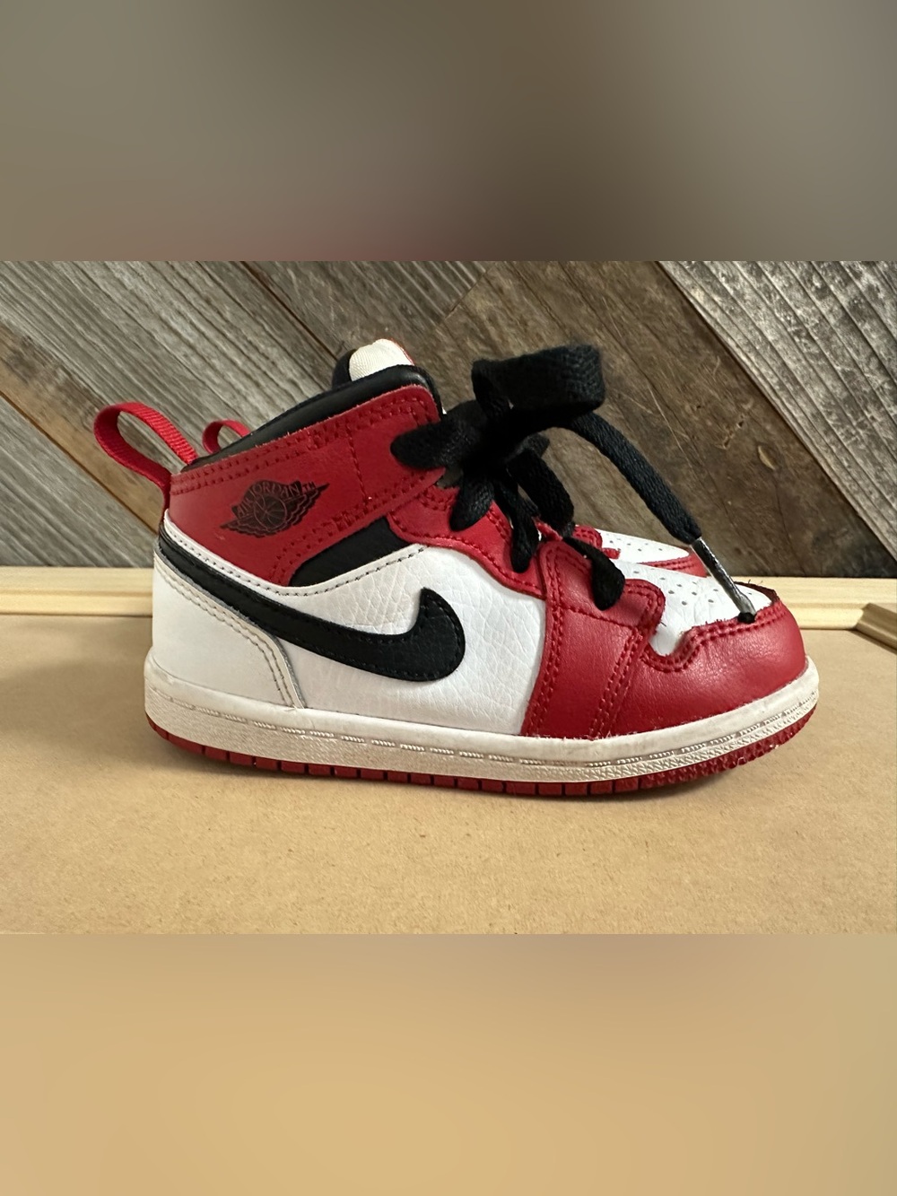 Nike Air Jordan 1 Mid TD 'Chicago Red' Toddler Size 8C